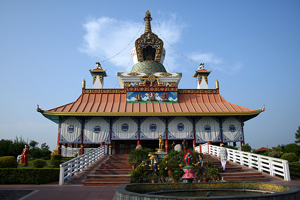 Буддистский храм Китая в Лумбини