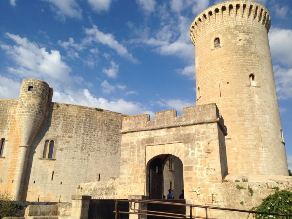 Замок Бельвер (Castell de Bellver), Пальма де Майорка